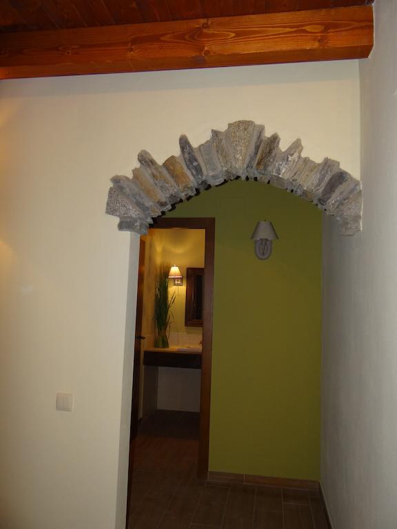 Alba D'Esteve. Casa Rural Espot Exterior foto
